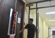 KPK Lakukan OTT dan Segel Ruang  Bupati Bekasi