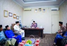 Sekdako Dumai Pimpin Rapat Kerja di Disnaker