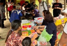 Relawan Kesehatan, Baguna dan DPP PDIP Beri Pengobatan Gratis