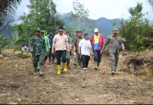Bupati Humbahas Tinjau Pembangunan Jembatan Pasca Darurat Bencana