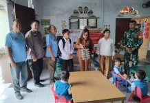 Camat Tombariri Pantau Penyaluran MBG Perdana