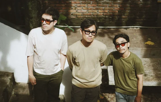 Hunian Rilis "Tertulis Bertemu" Kegetiran di Tengah Jarak