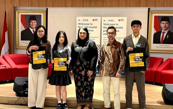 77 Siswa Terbaik Indonesia Raih Medali Emas ICAS 2025