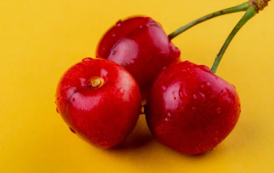 Manfaat Buah Ceri untuk Merawat Kulit Anak