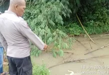 Jenazah Bayi Perempuan Ditemukan Hanyut di Desa Tajurhalang