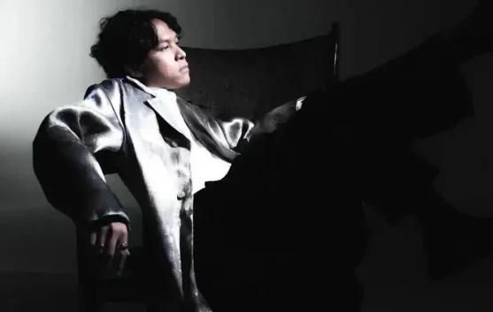 Hindia Jadi Artis Indonesia Paling Banyak Diputar