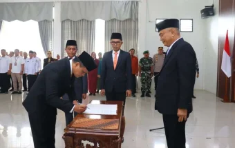 Sekda Bengkulu Tengah Resmi Dilantik