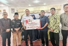 Pemkab Agam Salurkan Bantuan Kemensos